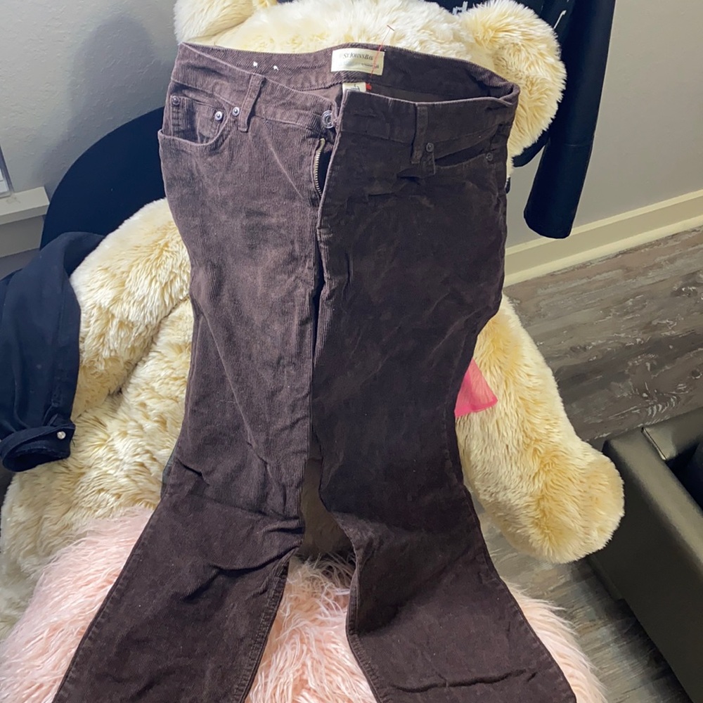 Velvet like brown jeans